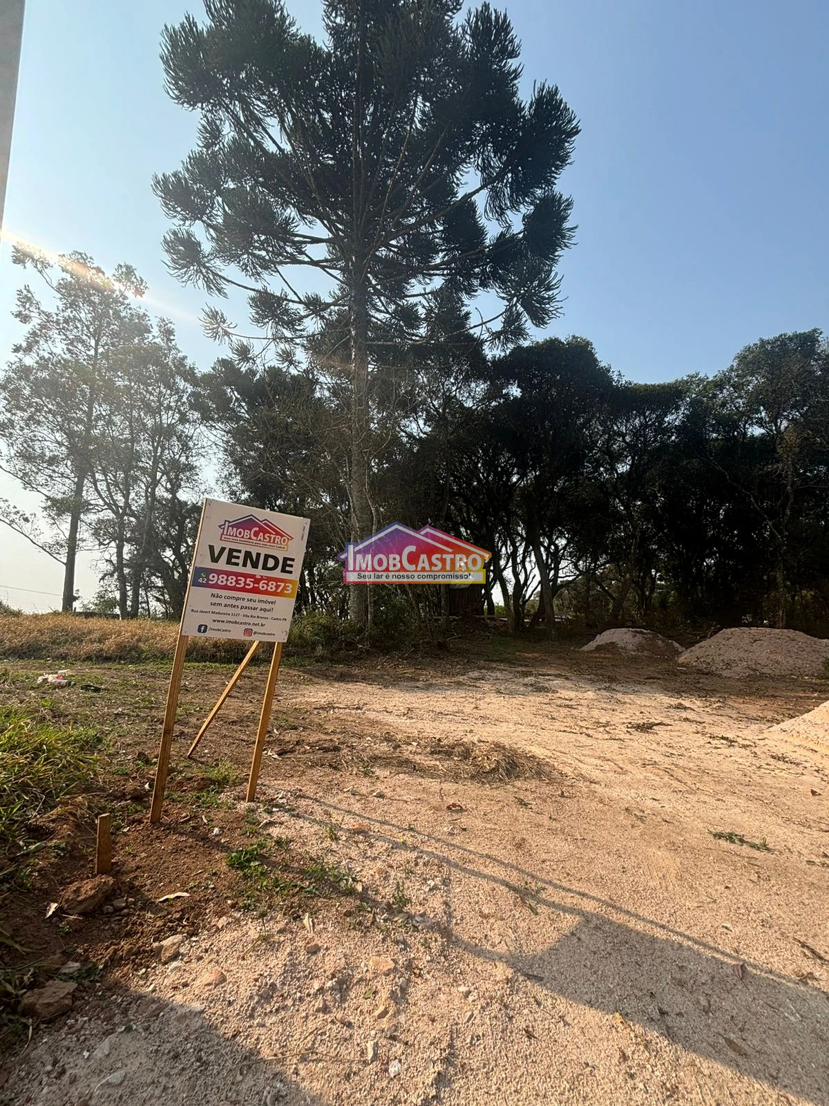 <strong>VILA SANTA CRUZ - TERRENOS COM 200m² À VENDA</strong>