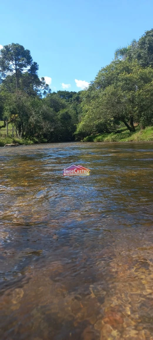 <strong>CHÁCARA COM 2 TANQUES E 3 IMÓVEIS EM 19 MIL METROS - CASTRO</strong>