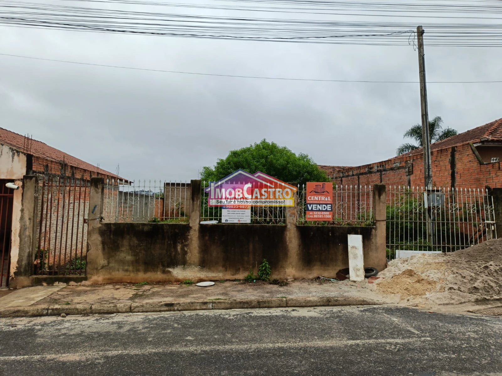 <strong>TERRENO COM 220M² PRONTO PARA CONSTRUIR - MORADA DO SOL</strong>