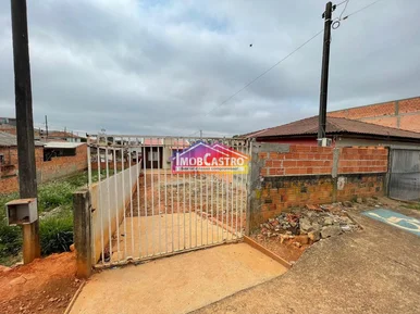 <strong>IMÓVEL DE 1 QUARTO E 175m² DE TERRENO - CANTA GALO</strong>