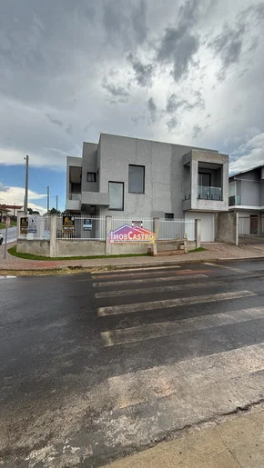 <strong>SOBRADO DE 3 QUARTOS SENDO 1 SUÍTE COM CLOSET - CASTROVILLE</strong>