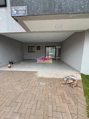 <strong>SOBRADO DE 3 QUARTOS SENDO 1 SUÍTE COM CLOSET - CASTROVILLE</strong>