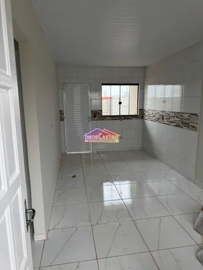 <strong>CASA A VENDA DE 2 QUARTOS EM PONTA GROSSA - PARQUE ROYAL</strong>