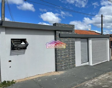 <strong>CASA A VENDA COM 2 QUARTOS COM EDÍCULA AMPLA - JD SÃO MIGUEL</strong>