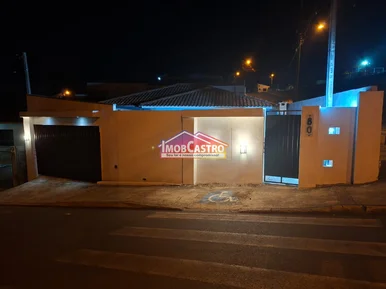 <strong>IMÓVEL COM 3 QUARTOS E PISCINA - NOSSA SENHORA DAS GRAÇAS</strong>