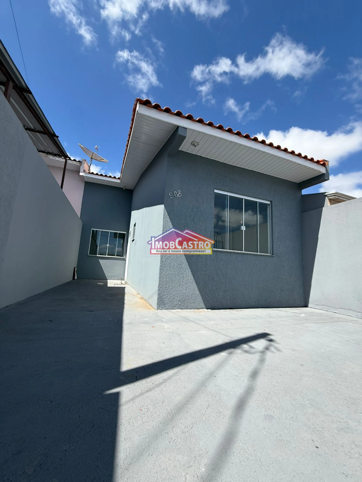 <strong>CASA DE 2 QUARTOS PRÓXIMO DO CLUBE DE CAMPO - JD. DAS NAÇÕES</strong>