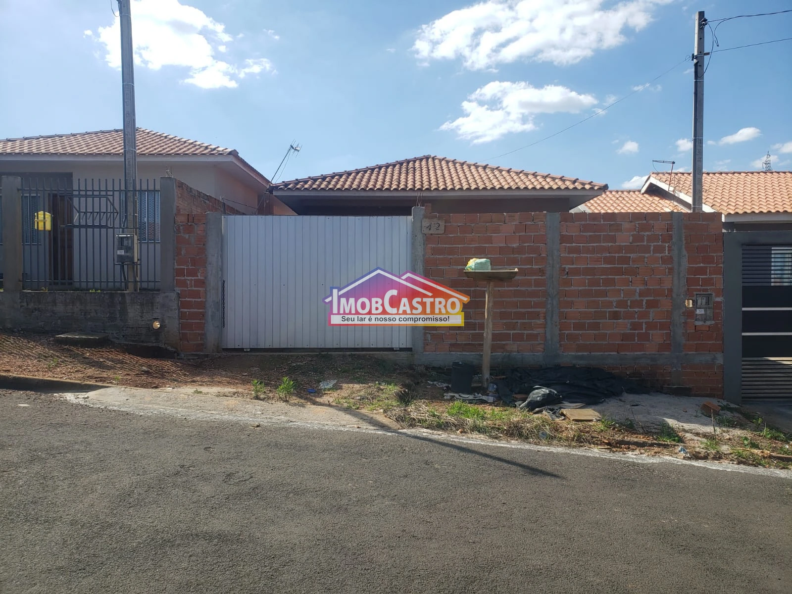 <strong>CASA DE 2 DORMITÓRIOS PRONTA PARA MORAR - NOVO HORIZONTE</strong>