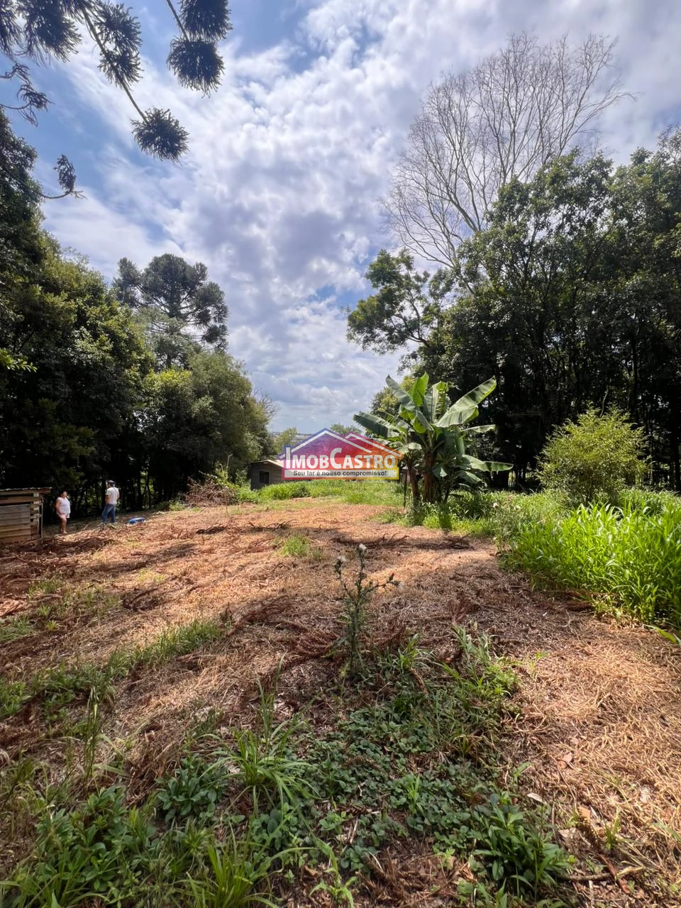 <strong>TERRENO AMPLO COM 5123M² DE ESPAÇO - JARDIM SAMAMBAIA</strong>