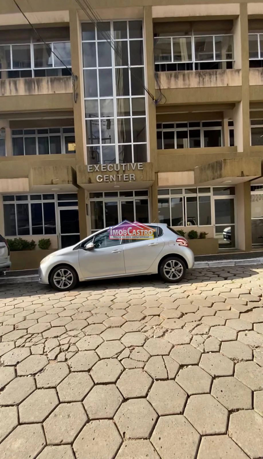 <strong>APARTAMENTO DE 2 DORMITÓRIOS PRONTO PARA MORAR - CENTRO</strong>