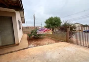 <strong>CASA DE ESQUINA COM 3 QUARTOS E TERRENO 281M² - JARDIM ALVORADA</strong>