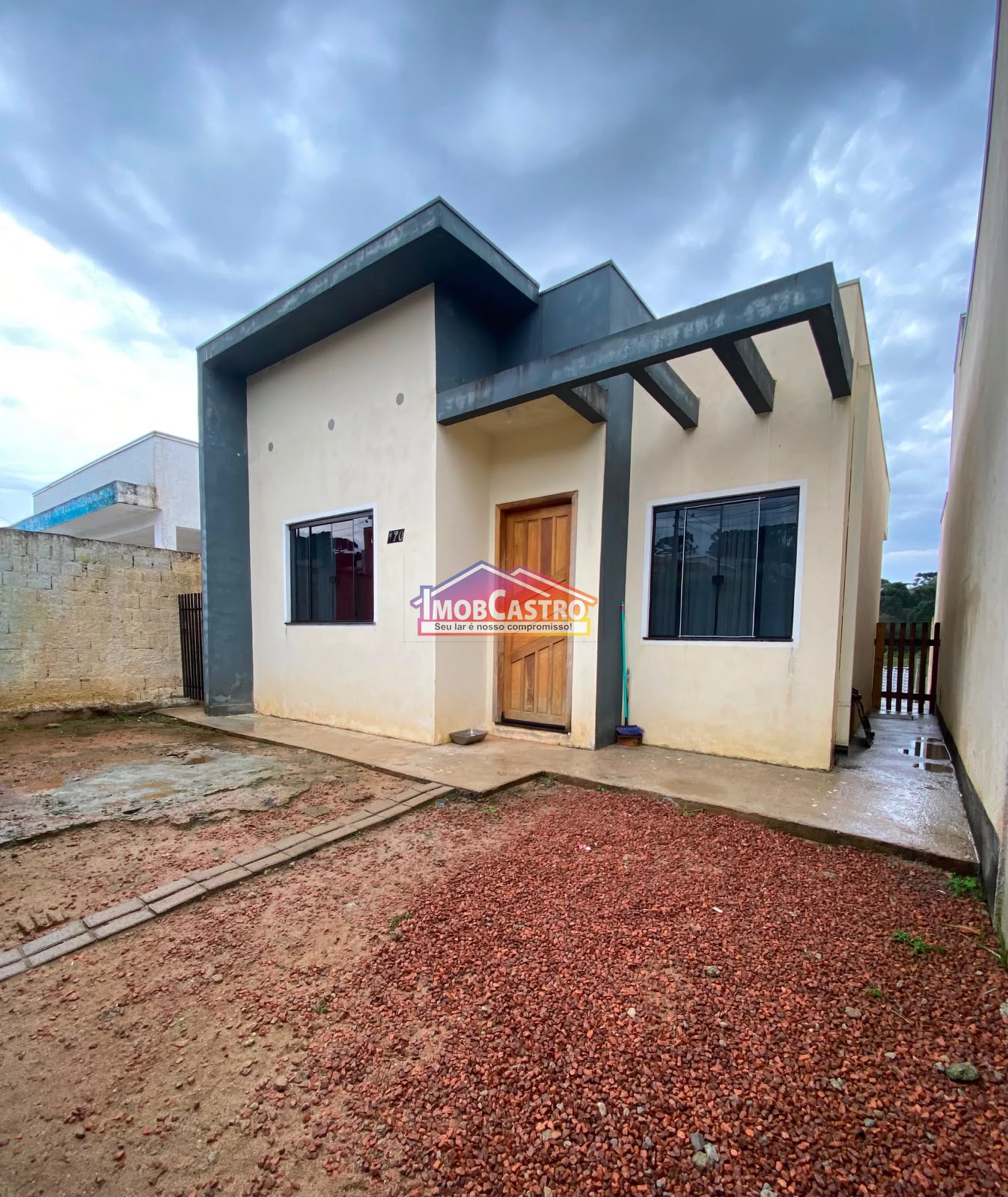 CASA PRONTA PARA MORAR COM 2 QUARTOS E TERRENO DE 160M² - NOVO HORIZONTE - Foto 1