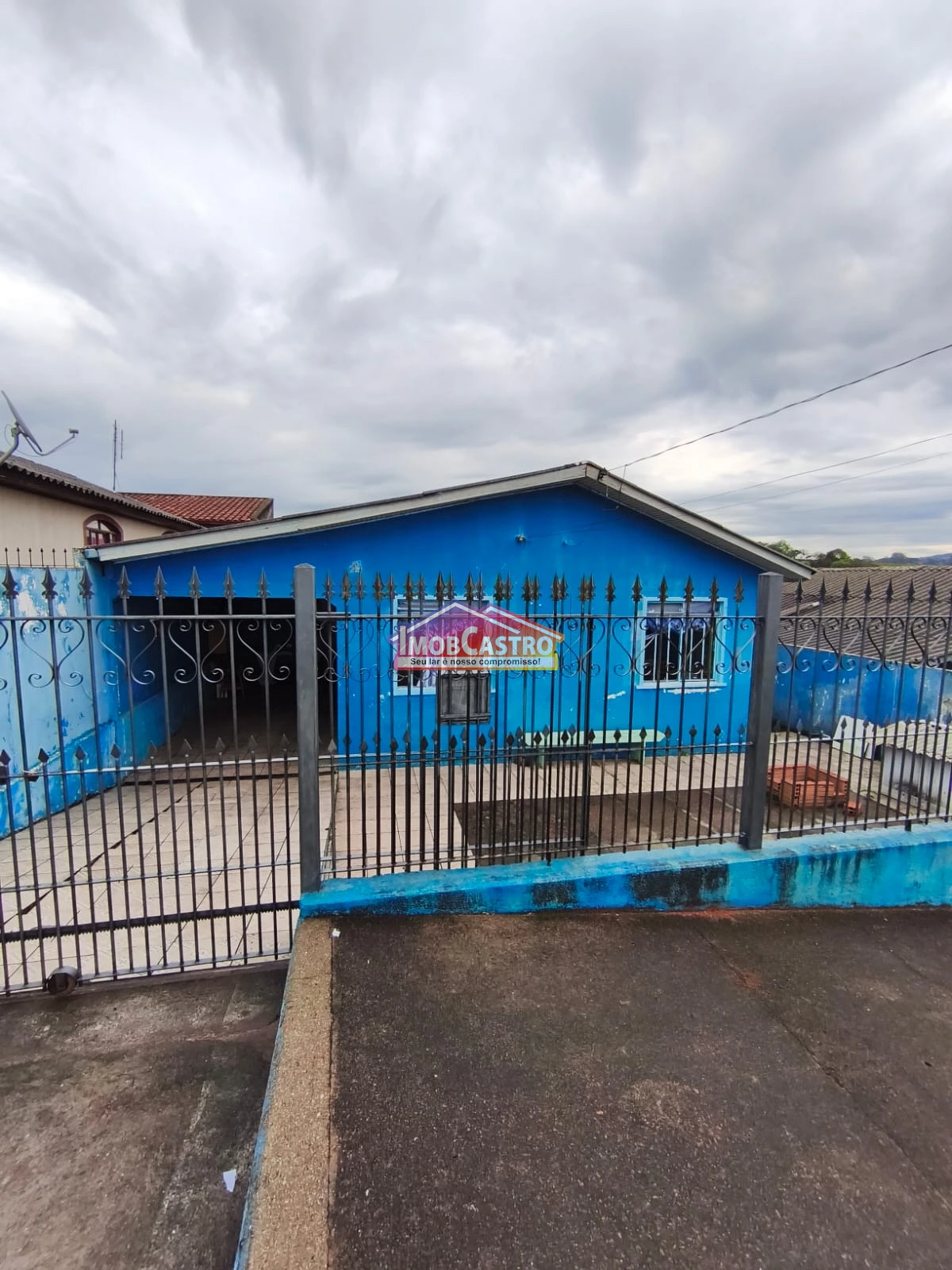 CASA DE 3 QUARTOS PRONTA PARA MORAR PRÓXIMA DE CRÁS - CANTA GALO - Foto 1
