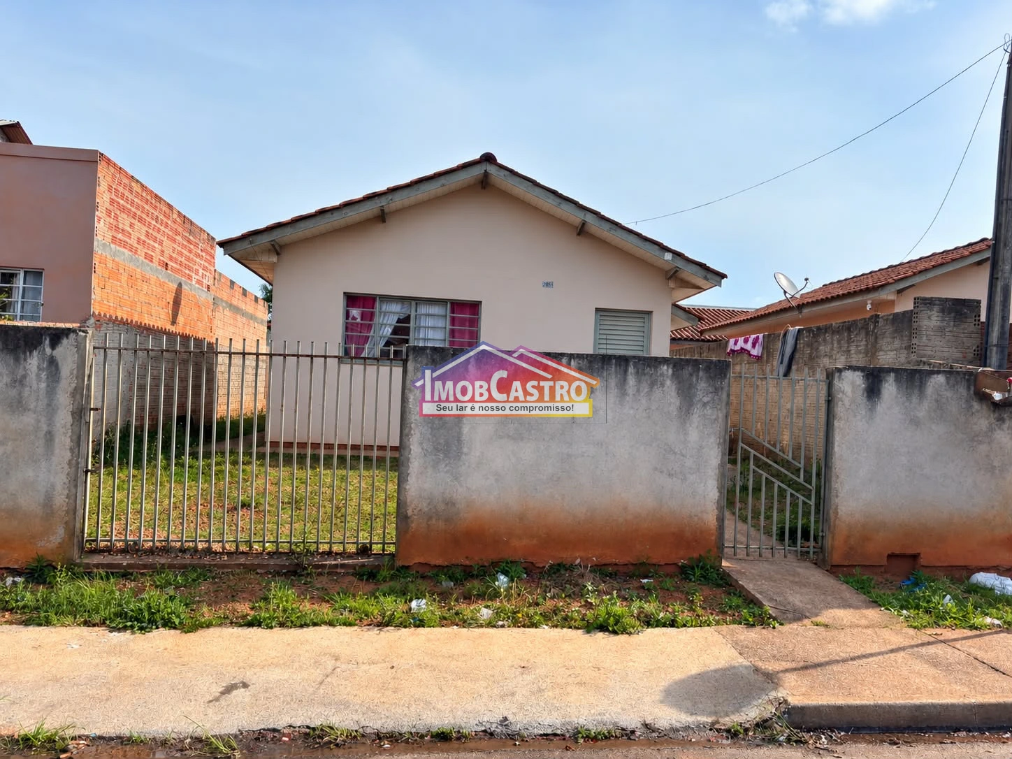 CASA COM 200M² DE TERRENO E 2 QUARTOS - JARDIM ALVORADA - Foto 1