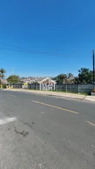 <strong>Terreno com Casa Esquina em Nova Rússia</strong>