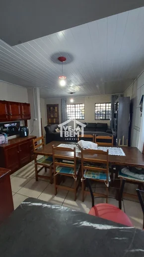 Casa Com 2q - Com Ponto Comercial - Uvaranas