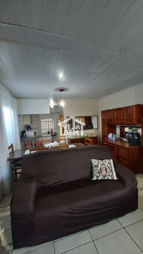 Casa Com 2q - Com Ponto Comercial - Uvaranas