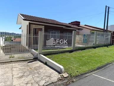 <strong>Casa, Jardim dos Bancários, Castro/PR</strong>