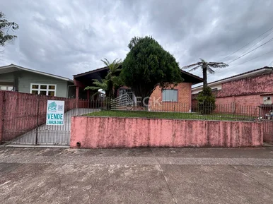 <strong>Casa, Vila Rio Branco, Castro/PR</strong>