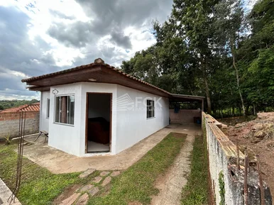 <strong>Casa, Colônia Santa Clara, Castro/PR</strong>