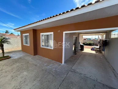 <strong>Casa, Anna Teodora, Castro/PR</strong>