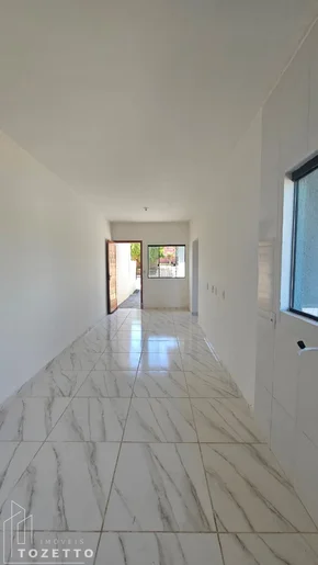 Casa Em Laje Na Região Do Pimentel Em Uvaranas