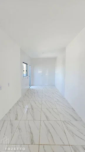 Casa Em Laje Na Região Do Pimentel Em Uvaranas