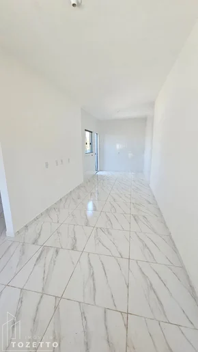 Casa Em Laje Na Região Do Pimentel Em Uvaranas