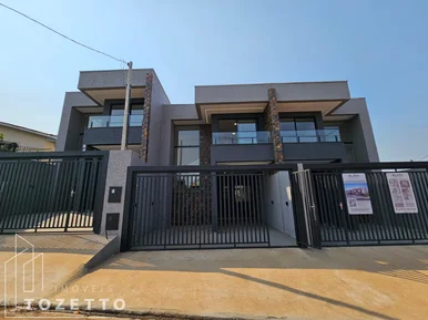 <strong>Belíssimos sobrados à venda no Jardim Carvalho</strong>