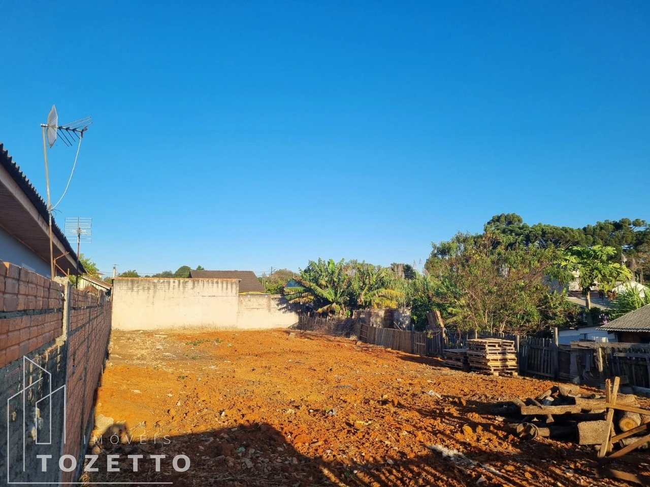 <strong>Amplo terreno no Jardim Paraíso- 525 m²</strong>