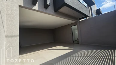 Casa Alto Padrão No Residencial Lê Parc- Uvaranas