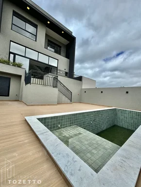 <strong>Sobrado de Alto no Condomínio Vale dos Vinhedos</strong>