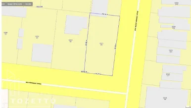 <strong>Terreno de esquina em Uvaranas ! Oportunidade de investir !</strong>