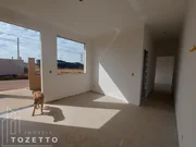 <strong>Excelente casa de esquina à venda no Le Parc</strong>