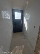 <strong>Excelente casa de esquina à venda no Le Parc</strong>