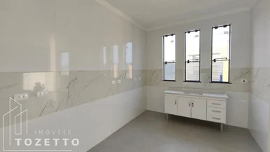 Excelente casa de esquina à venda no Le Parc - Foto 2