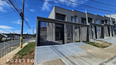 <strong>Lindo sobrado de esquina no Bairro Ronda</strong>