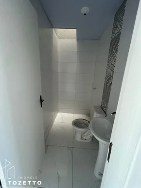 Casa Com 2 Quartos No Gsp !