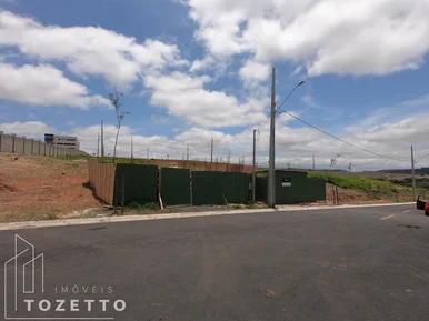 <strong>Terreno no Condomínio Jardim Alpha</strong>