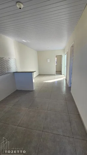 Excelente Casa Com Amplo Terreno Nos Fundos! Terraliz