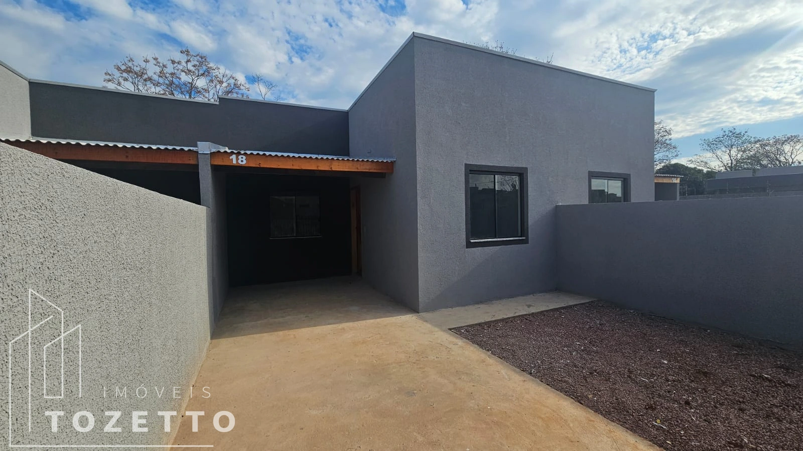 <strong>Casa à Venda no Campo Belo III - Conforto e Potencial!</strong>