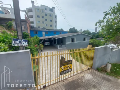 2 Amplas Residências Usadas à Venda Na Ronda