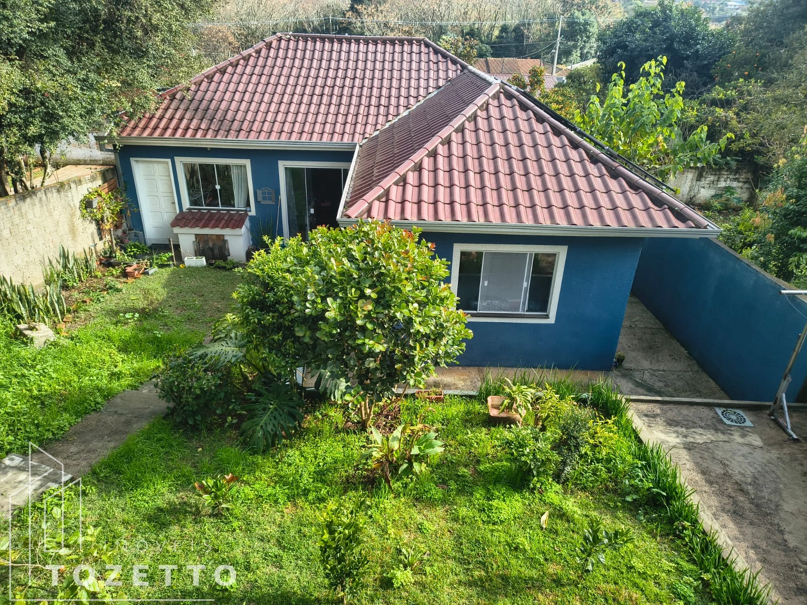 <strong>Duas excelentes casas no mesmo terreno- Olarias</strong>