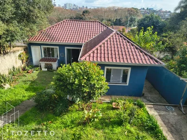 <strong>Duas excelentes casas no mesmo terreno- Olarias</strong>