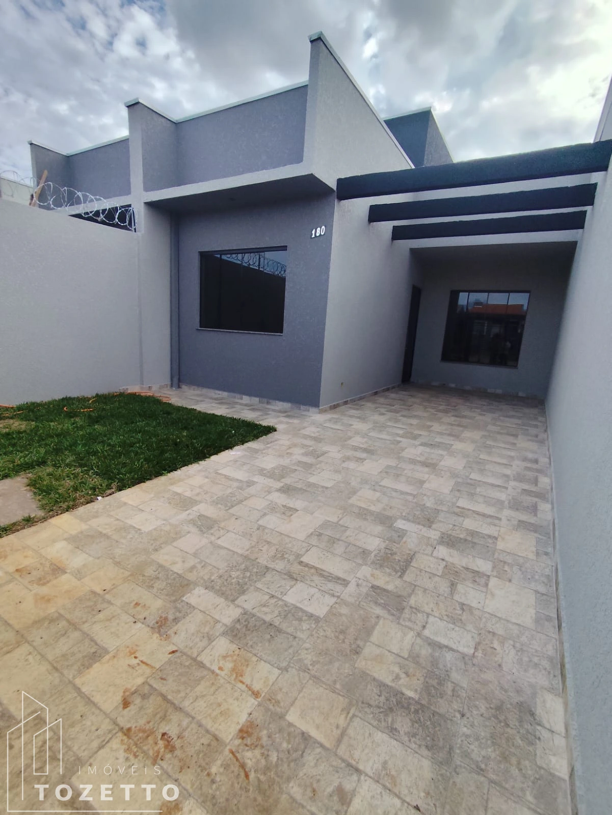 <strong>Excelente casa à venda no Campo Bello III em Uvaranas</strong>