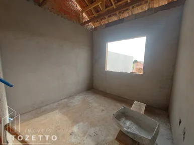 Casa Com Edícula E Churrasqueira à Venda No Terraliz