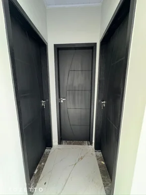 Casa Com Edícula E Churrasqueira à Venda No Terraliz