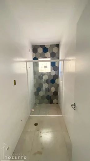 Casa Com Suíte Na Vila Romana!