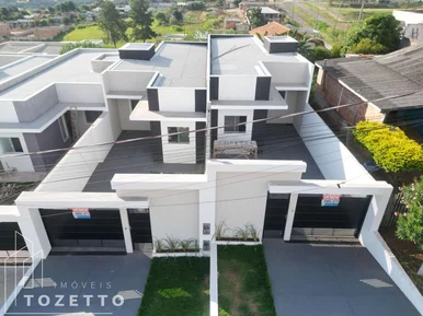 Casa Com Suíte Na Vila Romana!