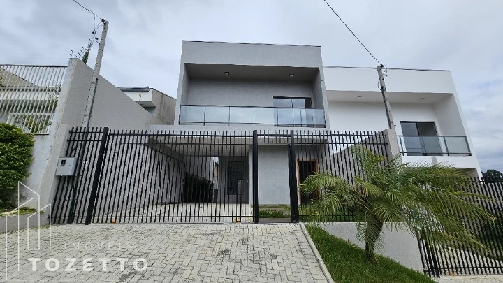 <strong>Sobrado com 3 suítes à venda na Vila Estrela</strong>