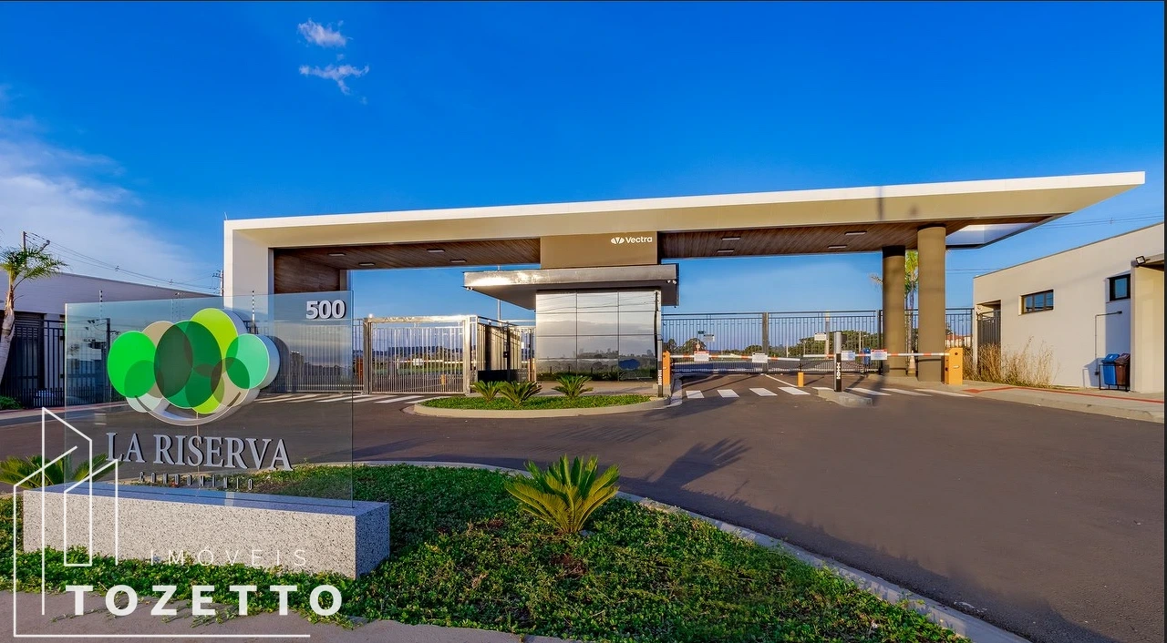 <strong>Terreno à Venda no Condomínio La Riserva</strong>